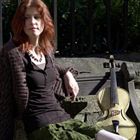 Helen Bell- 5 string viola